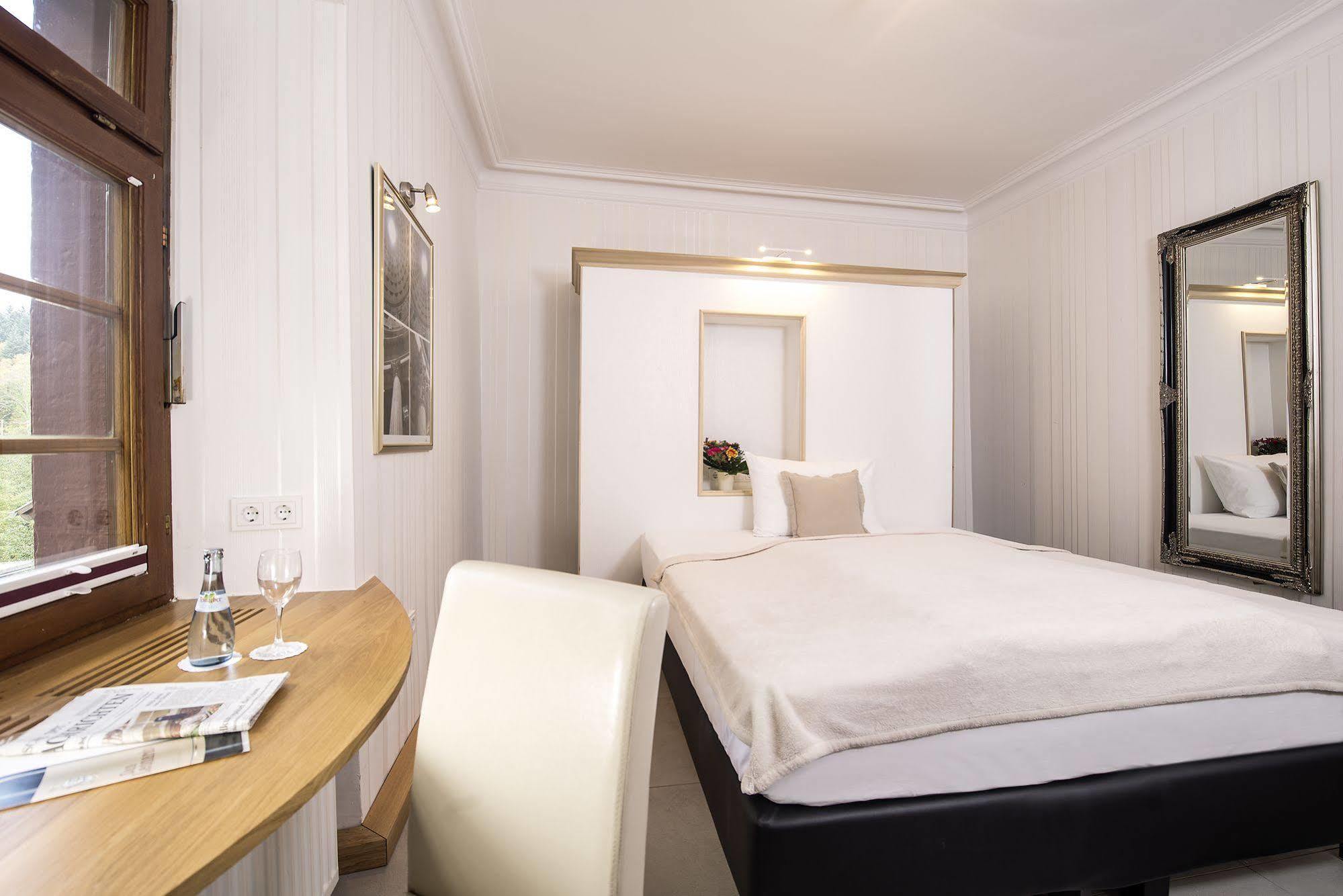 Hotel Landgasthof Koenig Von Preussen Marxzell Екстериор снимка